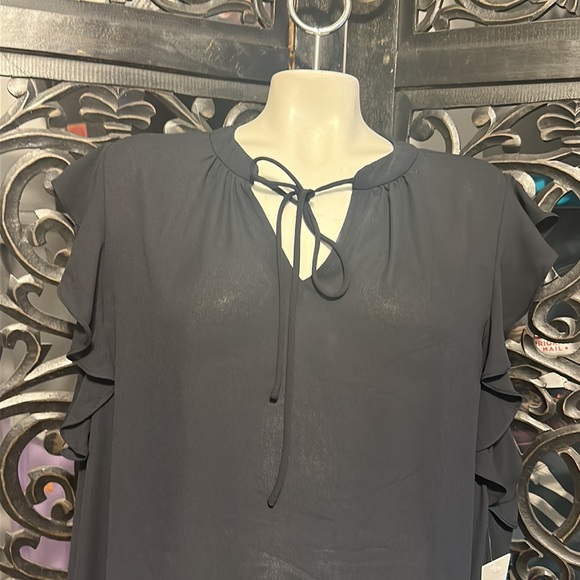 Nordstrom Rack Black Ruffled Cap Sleeve Pull On Flowy Blouse / Shirt / Top. - Picture 3 of 8